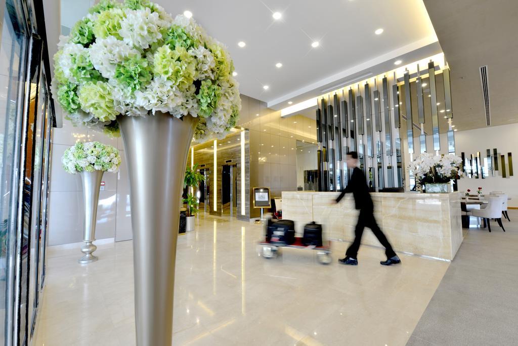 Royal Ambassador - Al Yal Suites Manama Eksteriør billede